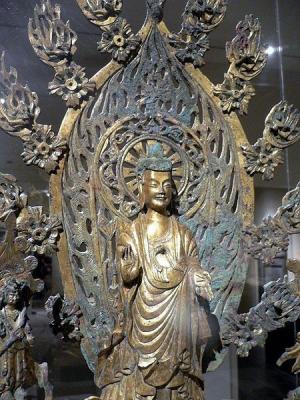 河北省正定縣的北魏公元524年的彌勒菩薩鍍金青銅像