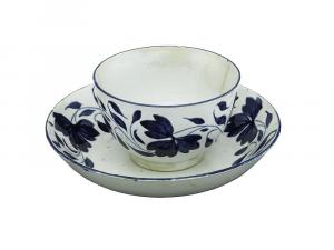 pearlware tea bowl and saucer