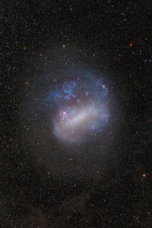 <a href="https://plaza.openmuseum.tw/muse/digi_object/e2a7f3ddfe2e53eab7afb8b8a12aa5fa" target="_blank">The Large Magellanic Cloud</a>