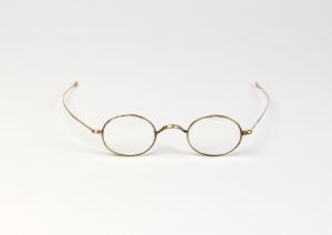 John Lennon glasses(1940-1980)