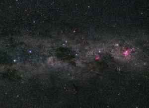 <a href="https://plaza.openmuseum.tw/muse/digi_object/328affe340e6e03ed69e037817aa1add" target="_blank">Southern Cross and Milky Way</a>