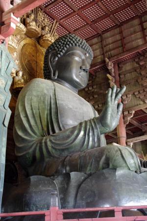奈良時代 (752年)的奈良東大寺的盧舍那大佛像