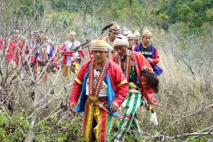 拉阿魯哇族聖貝祭